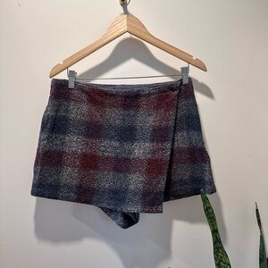 Free People • Emmy Tweed Skort